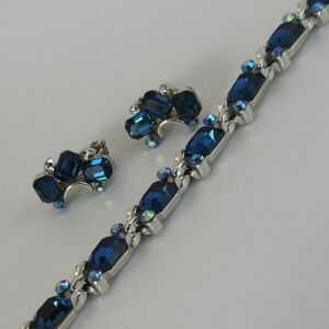 Lisner Emerald Cut Sapphire & Light Blue AB Rhinestone Bracelet/Earring Set Vtg
